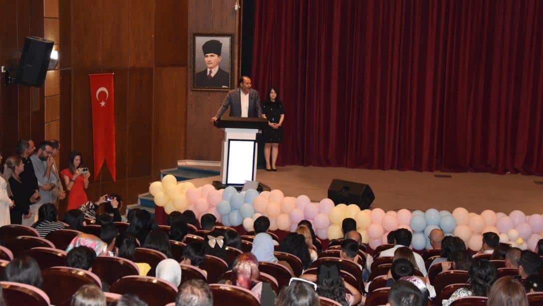 Milli Eğitim Müdürümüz Sn. Aziz GÜN, Azer-İshak Yaycılı BİLSEM'in düzenlediği Yetenek Alanı Öğrencileri Yıl Sonu Koro ve Piyano Dinletisi'ne katıldı.